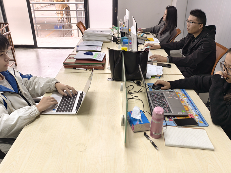 office pohto.png