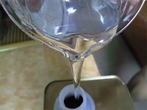 adhesive manufacturers